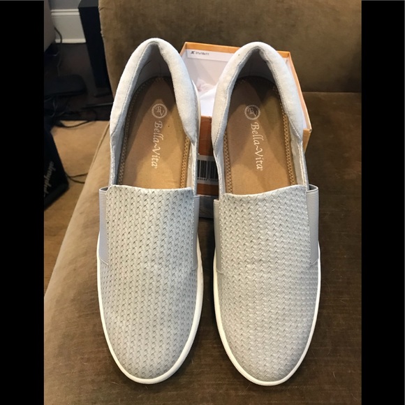 bella vita slip on sneaker